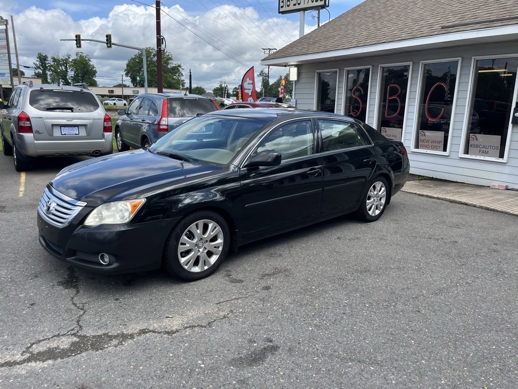 2008 Toyota Avalon XL photo 2