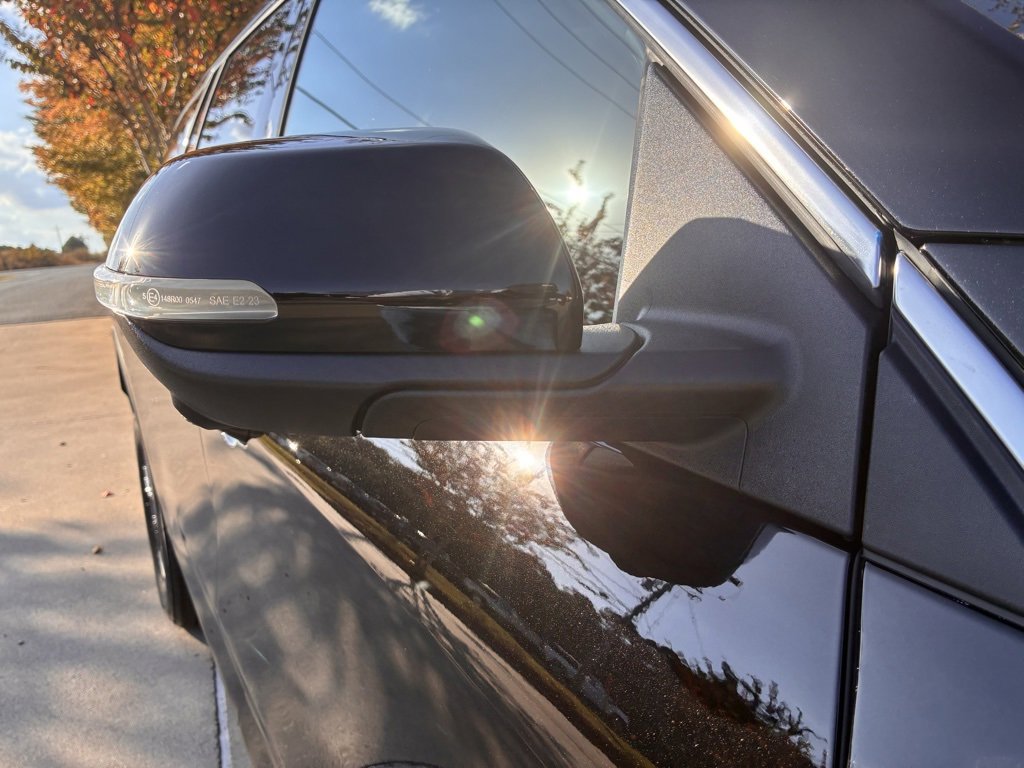 2026 Chevrolet Traverse photo 3