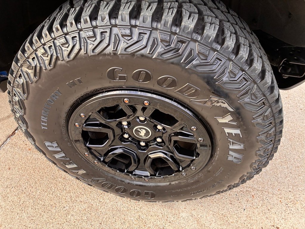 2021 Ford Bronco First Edition photo 3