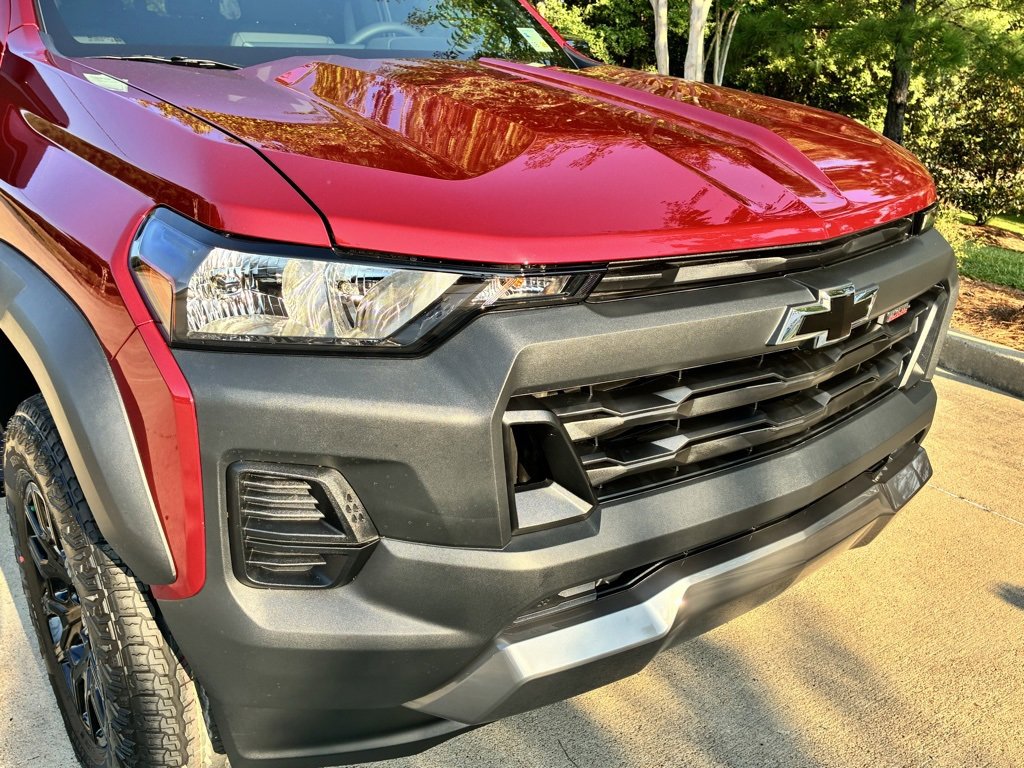 2026 Chevrolet Colorado Trail Boss photo 3