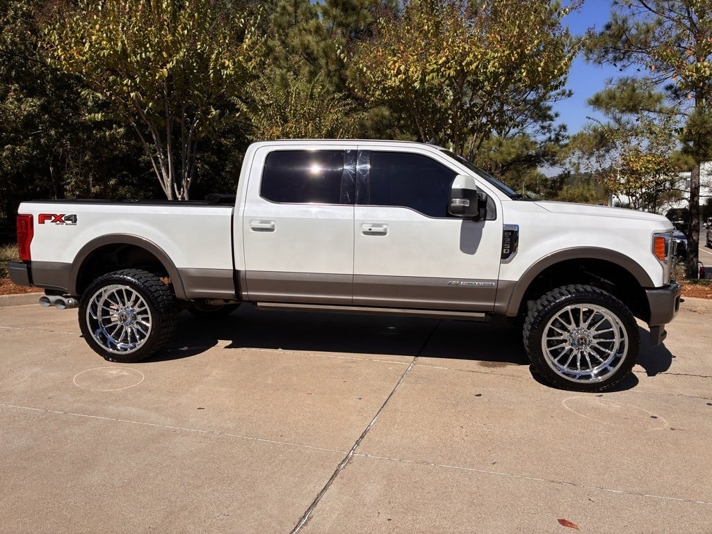Used 2019 Ford F-250 King Ranch Truck