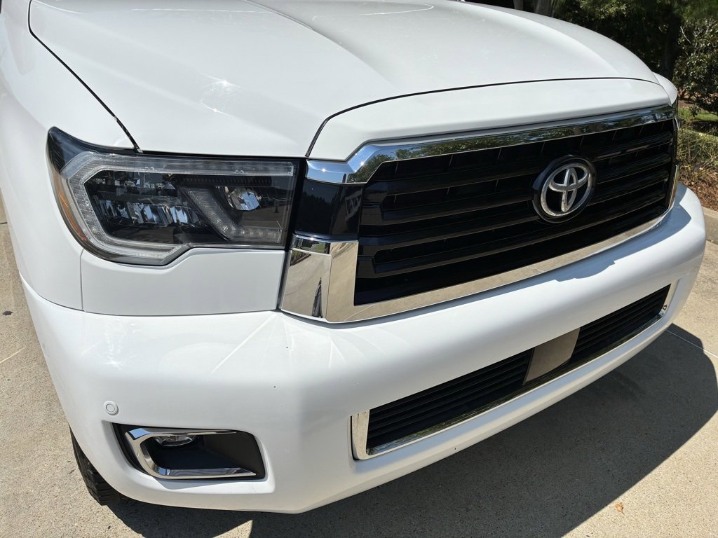 2019 Toyota Sequoia TRD Sport photo 3