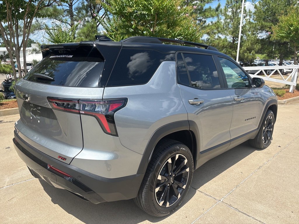 2026 Chevrolet Equinox RS photo 2