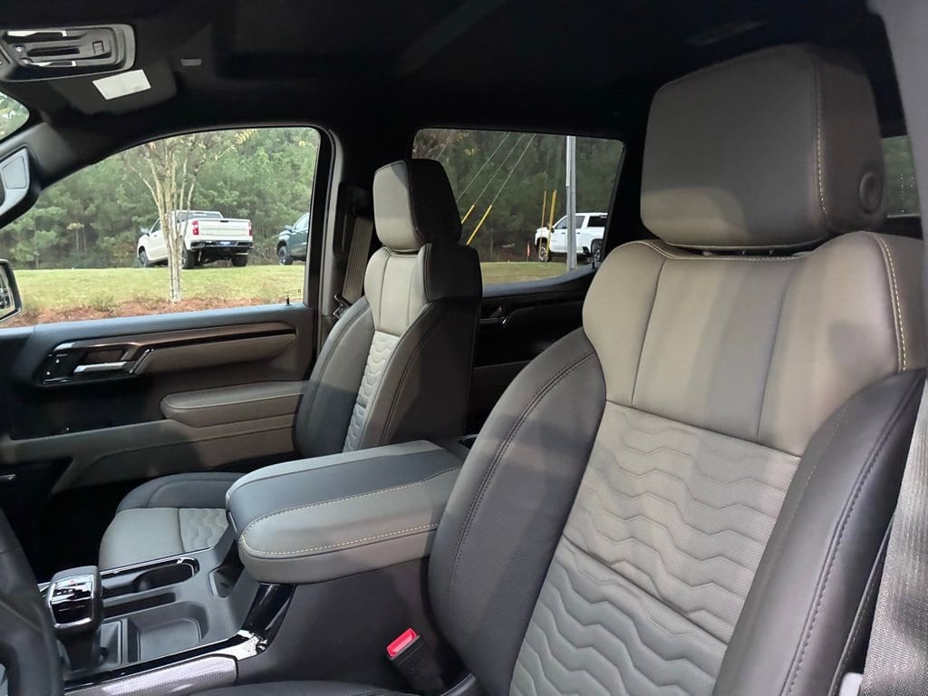 2026 Chevrolet Silverado 1500 ZR2 - Photo 25