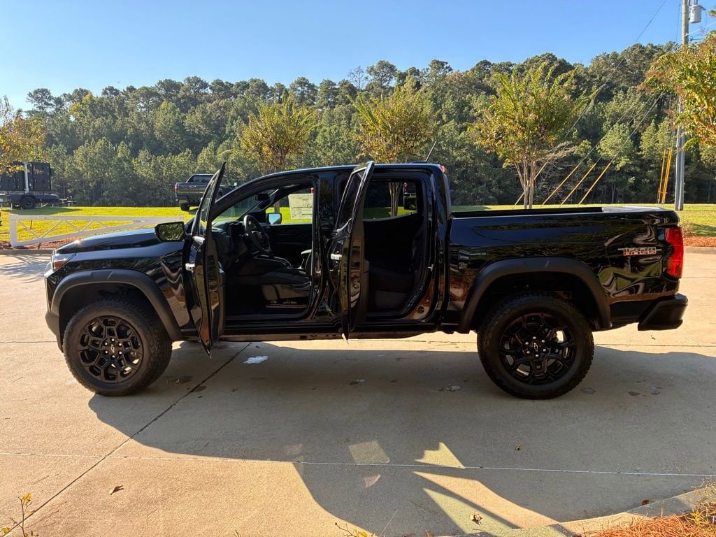 2026 Chevrolet Colorado Trail Boss - Photo 13
