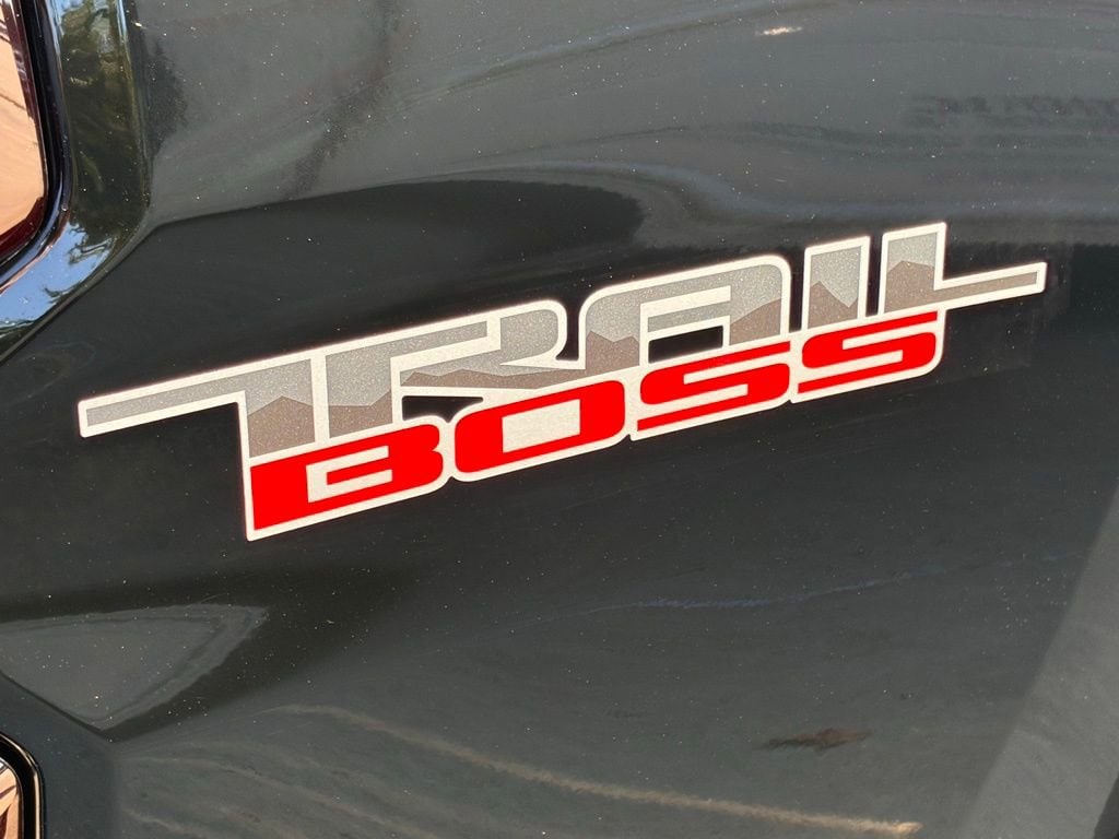2026 Chevrolet Colorado Trail Boss - Photo 6