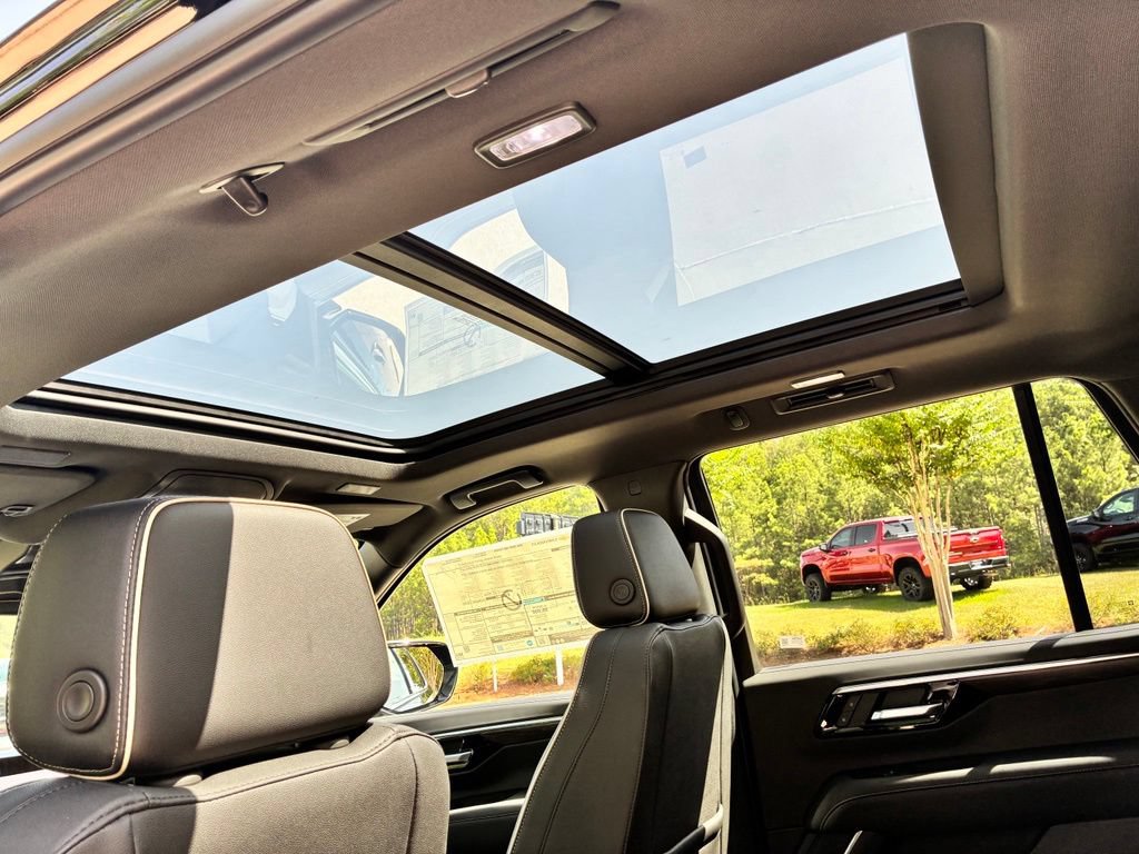 2026 Chevrolet Tahoe Premier - Photo 15