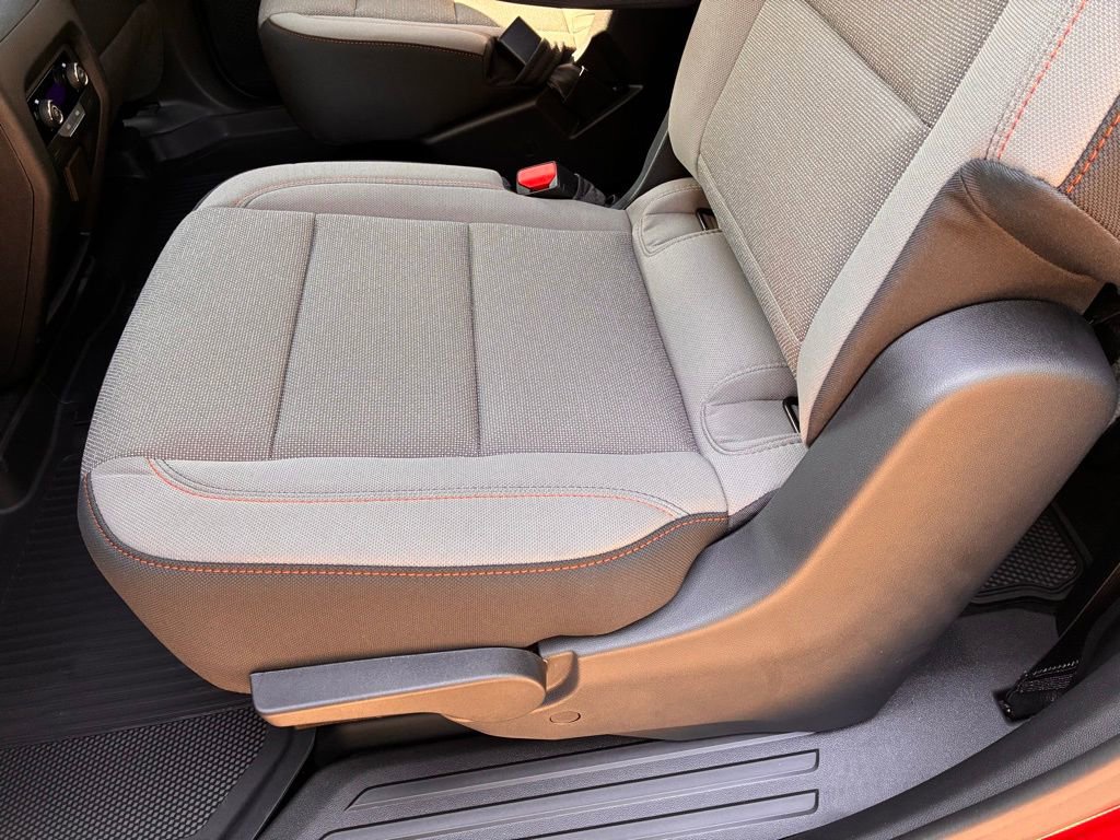 2026 Chevrolet Traverse LT - Photo 18