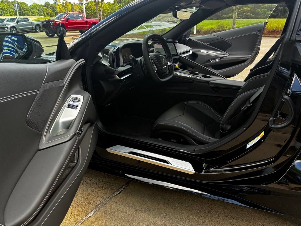 2027 Chevrolet Corvette 1LT - Photo 16