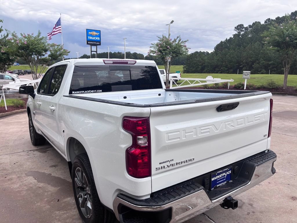 2026 Chevrolet Silverado 1500 LT - Photo 10