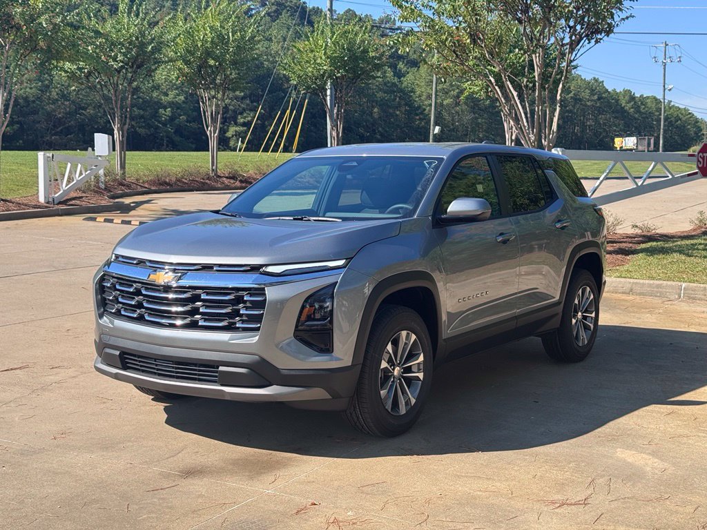 2027 Chevrolet Equinox LT - Photo 7