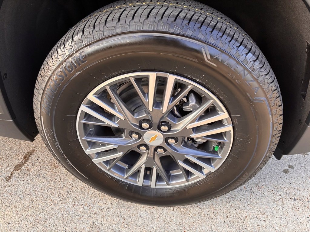 New 2026 Chevrolet Traverse LT SUV