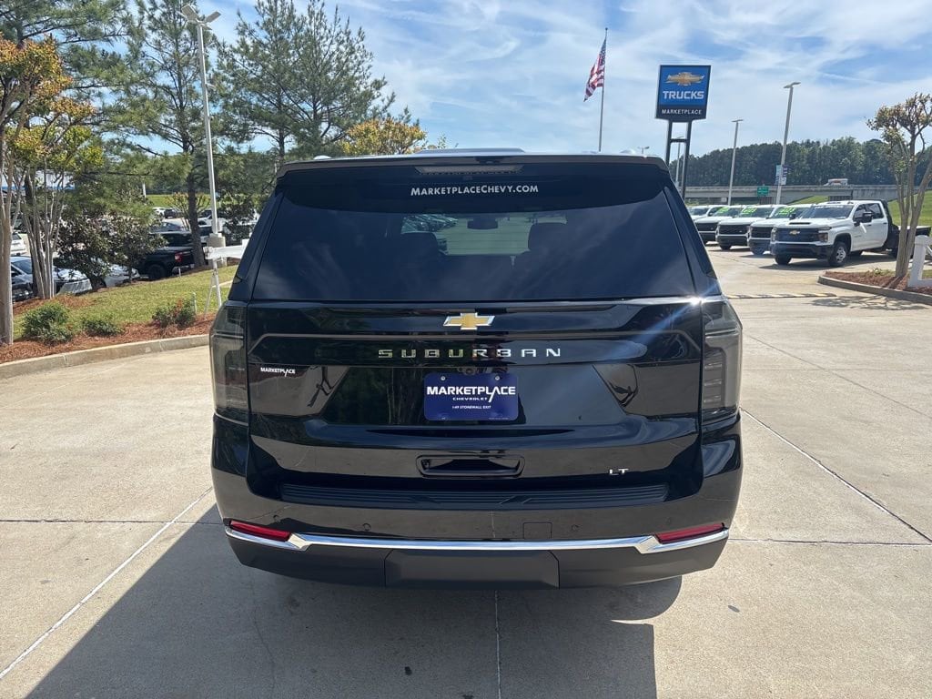 2026 Chevrolet Suburban LT - Photo 12