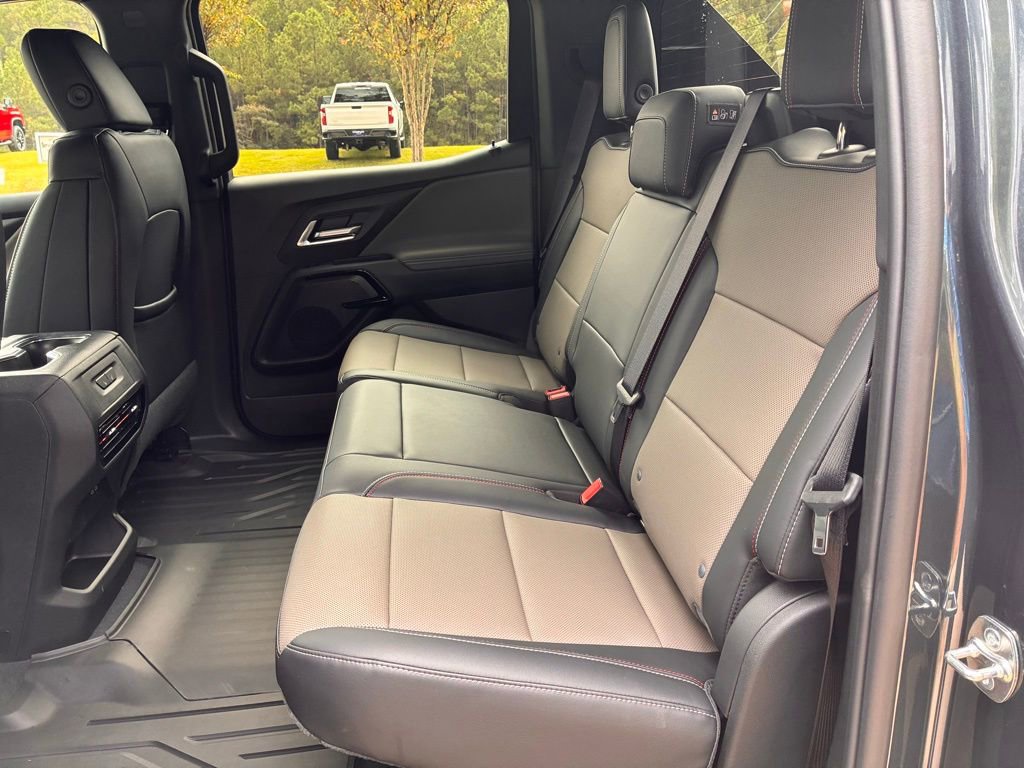2026 Chevrolet Silverado EV Trail Boss - Photo 15