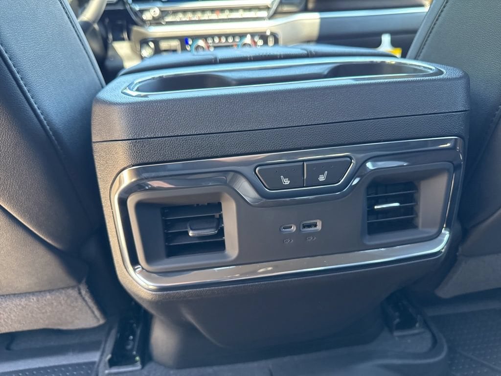 2025 Chevrolet Silverado 1500 High Country - Photo 32