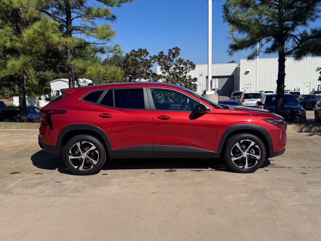 Used 2024 Chevrolet Trax RS with VIN KL77LGE29RC129534 for sale in Stonewall, LA