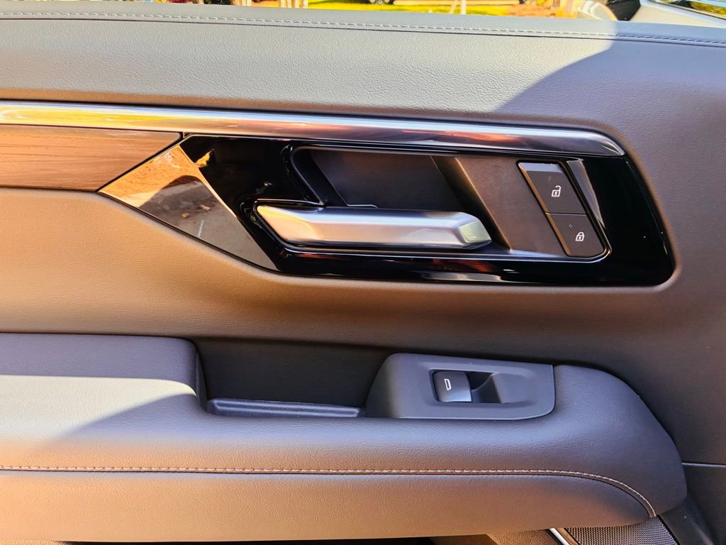 2026 Chevrolet Tahoe LS - Photo 16