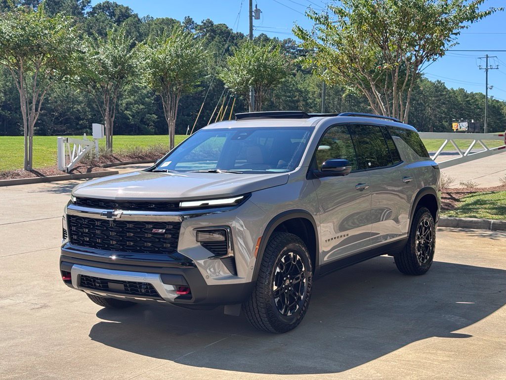 2027 Chevrolet Traverse Z71 - Photo 7