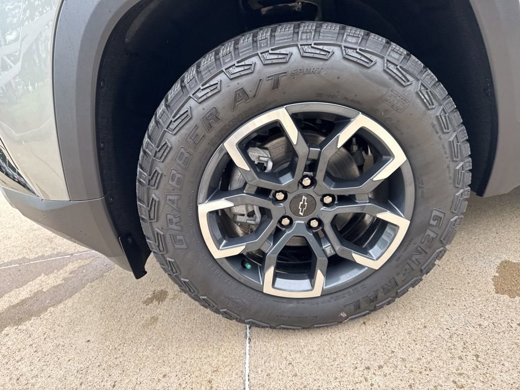 2026 Chevrolet Equinox ACTIV - Photo 13