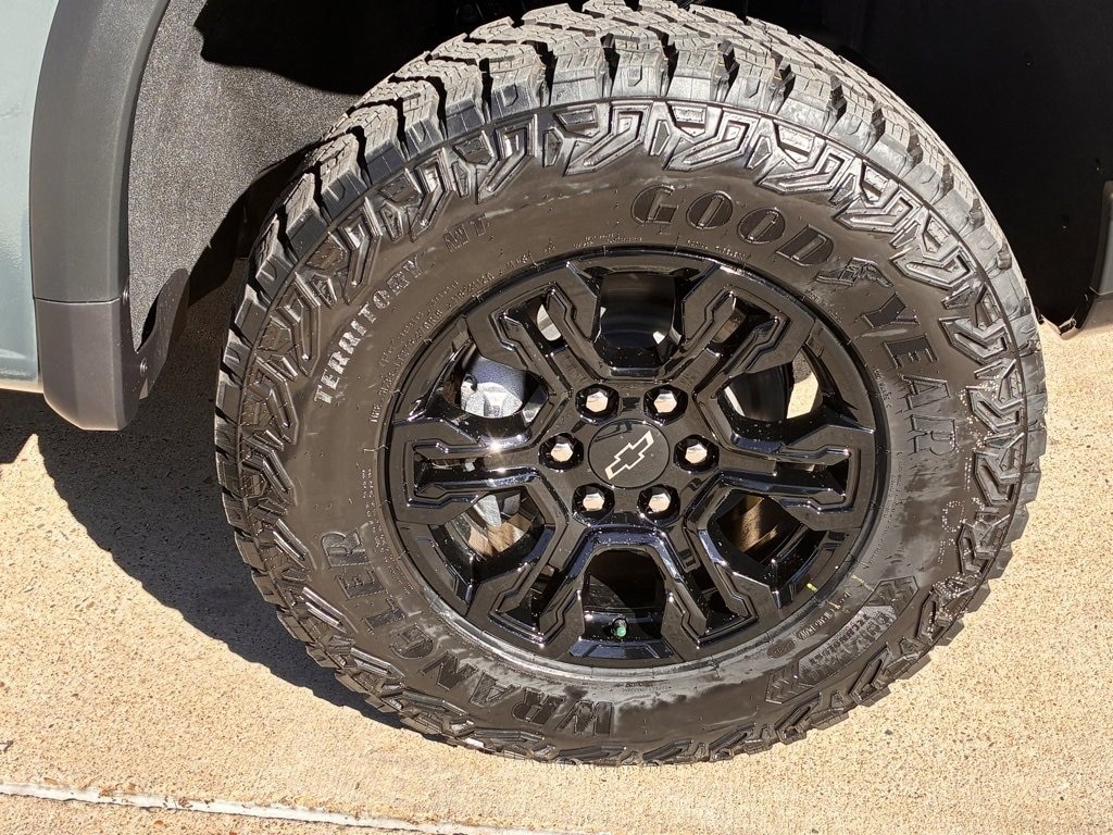 New 2026 Chevrolet Silverado 1500 ZR2 Truck