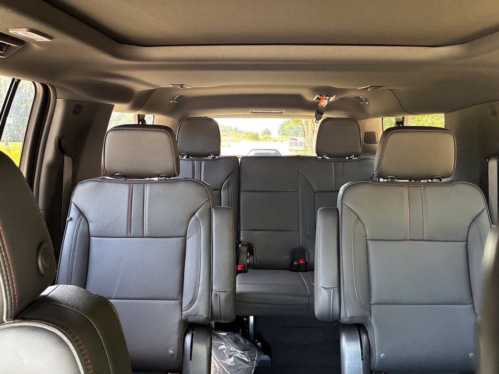 2026 Chevrolet Suburban RST - Photo 34