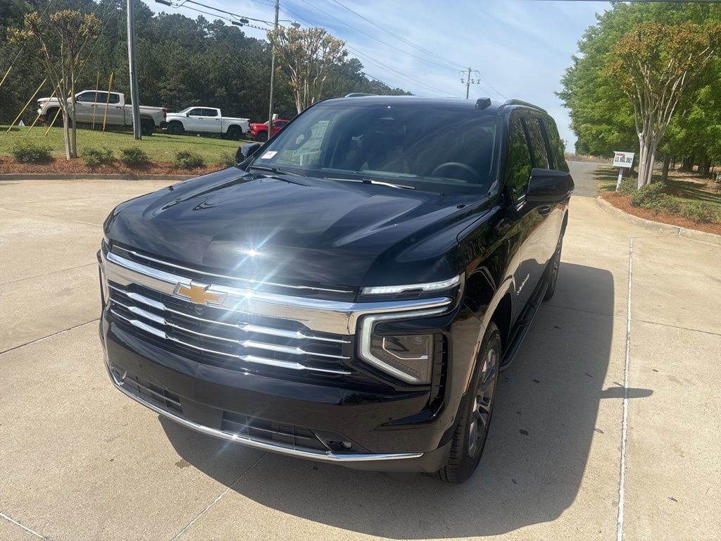2026 Chevrolet Suburban LT - Photo 27