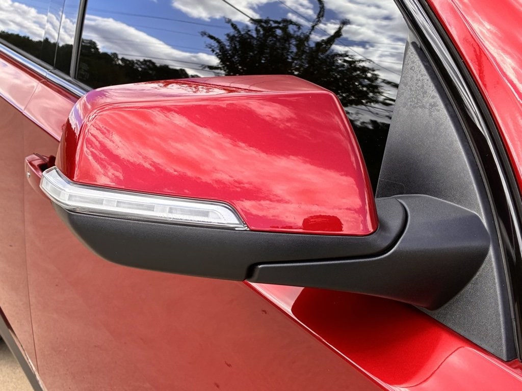 Used 2023 Chevrolet Traverse RS SUV