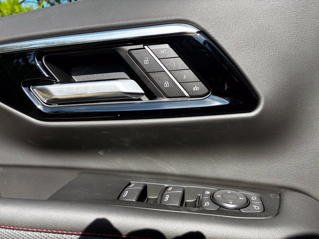 2026 Chevrolet Suburban RST - Photo 25