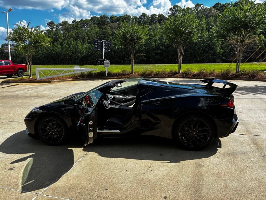 2027 Chevrolet Corvette 1LT - Photo 21