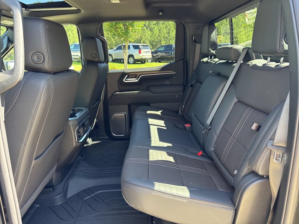 2025 Chevrolet Silverado 1500 High Country - Photo 30