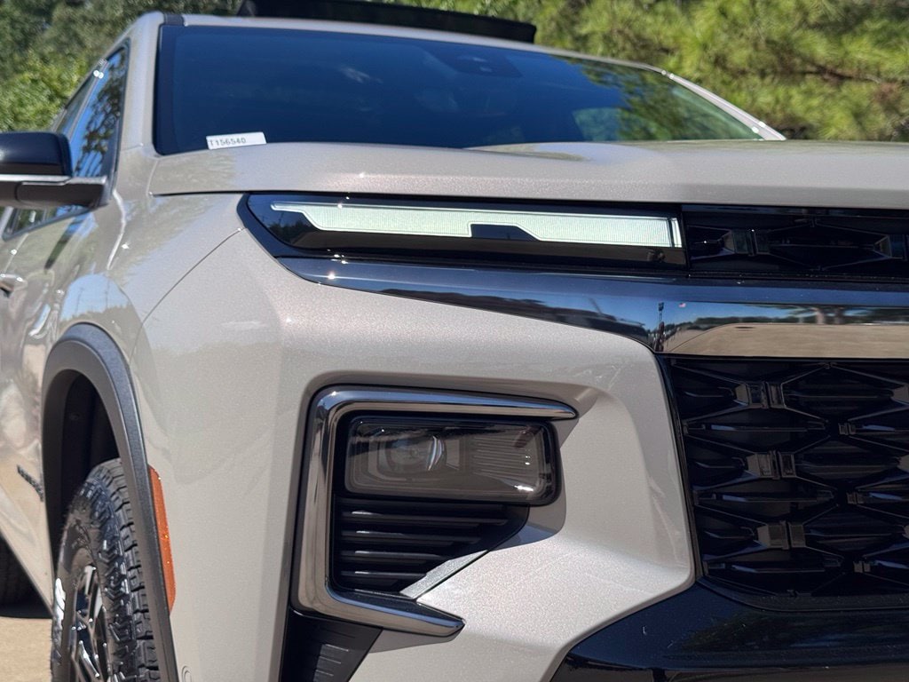 2027 Chevrolet Traverse Z71 - Photo 9