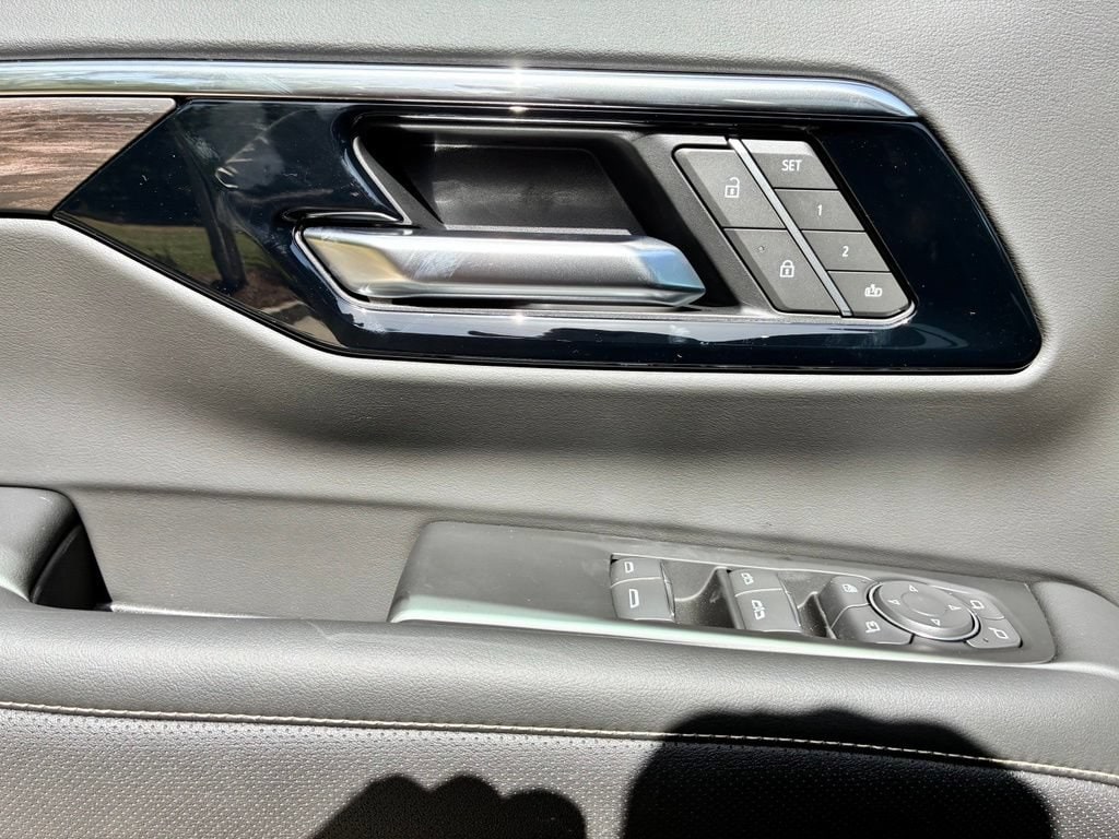 2026 Chevrolet Tahoe Premier - Photo 30