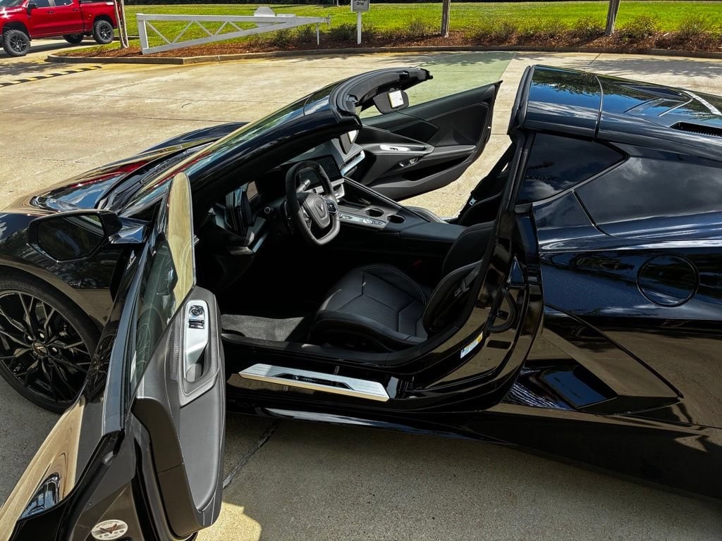 2027 Chevrolet Corvette 1LT - Photo 22