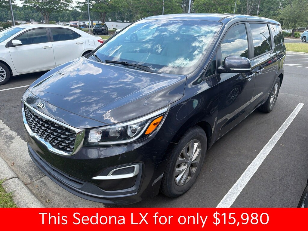 Certified 2021 Kia Sedona LX Minivan/Van