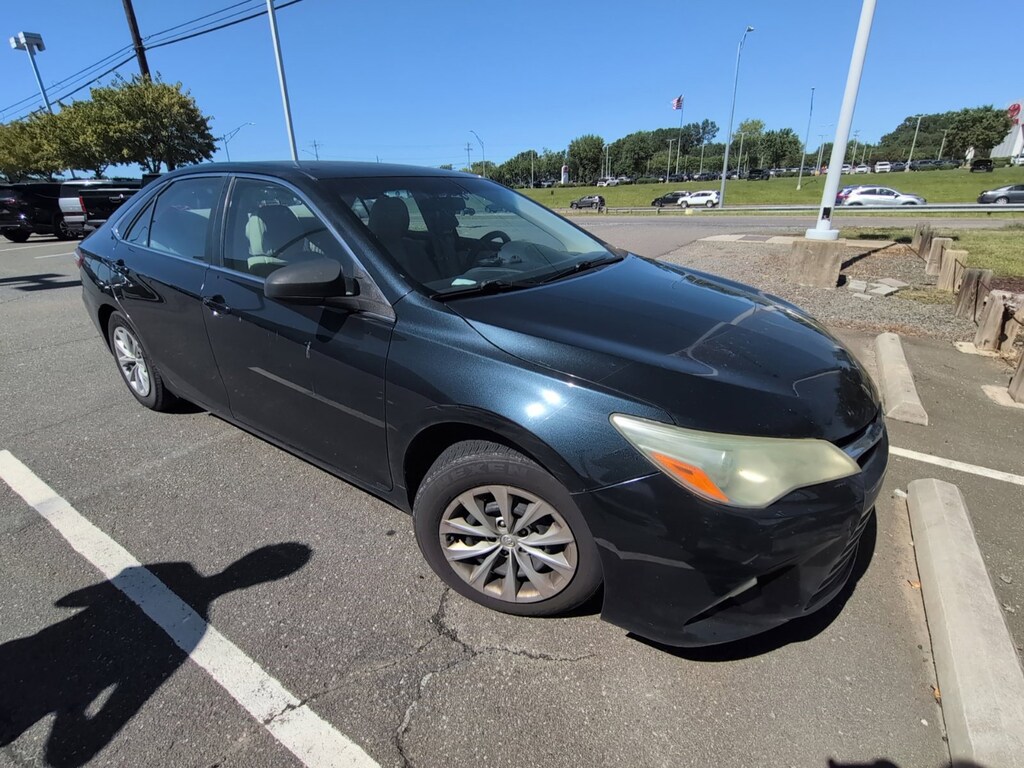 Used 2016 Toyota Camry LE Sedan