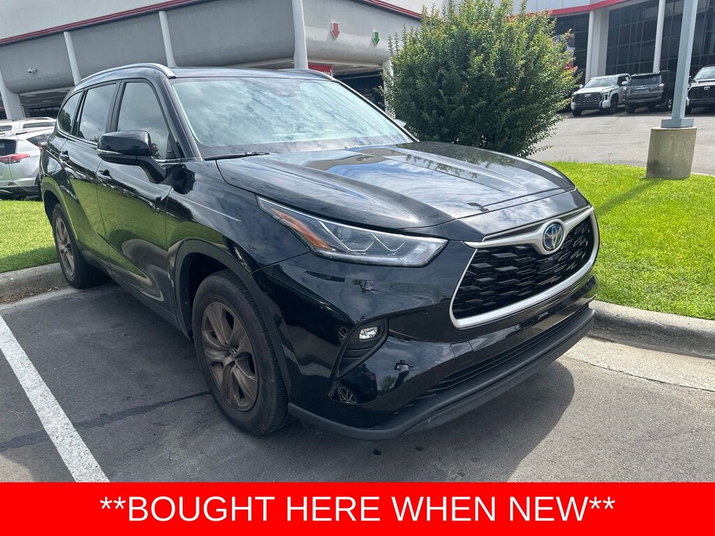 Used 2023 Toyota Highlander Hybrid Bronze Edition SUV