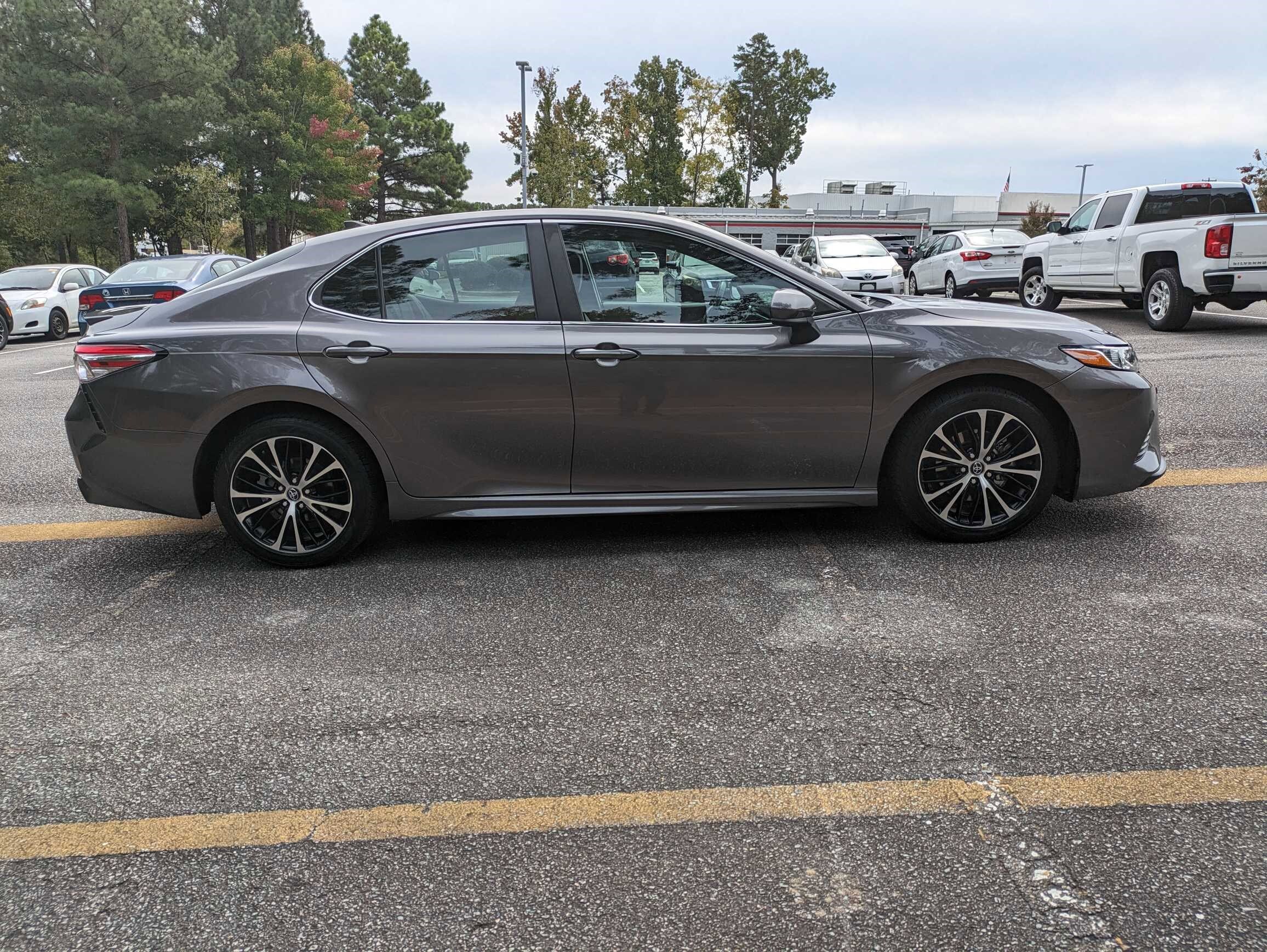 Certified 2020 Toyota Camry SE with VIN 4T1G11AK7LU896730 for sale in Lighthouse Point, FL