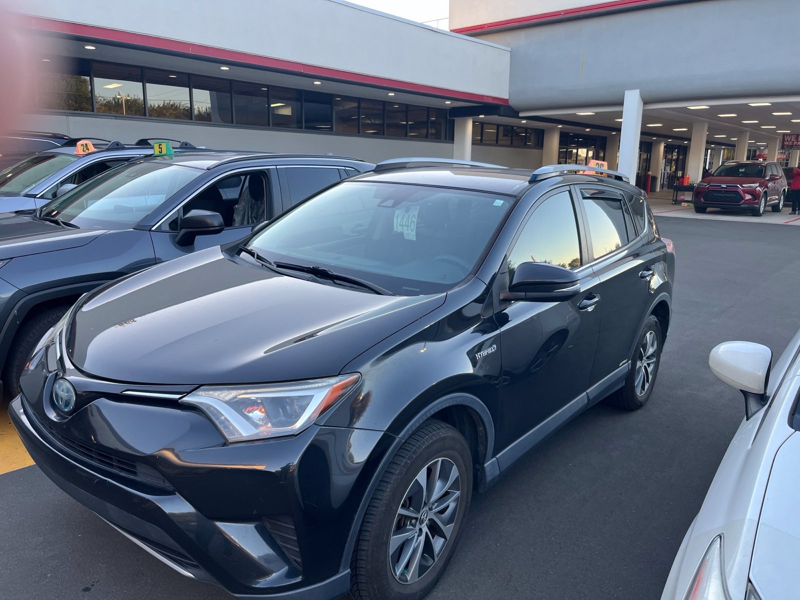 Used 2018 Toyota RAV4 Hybrid LE SUV