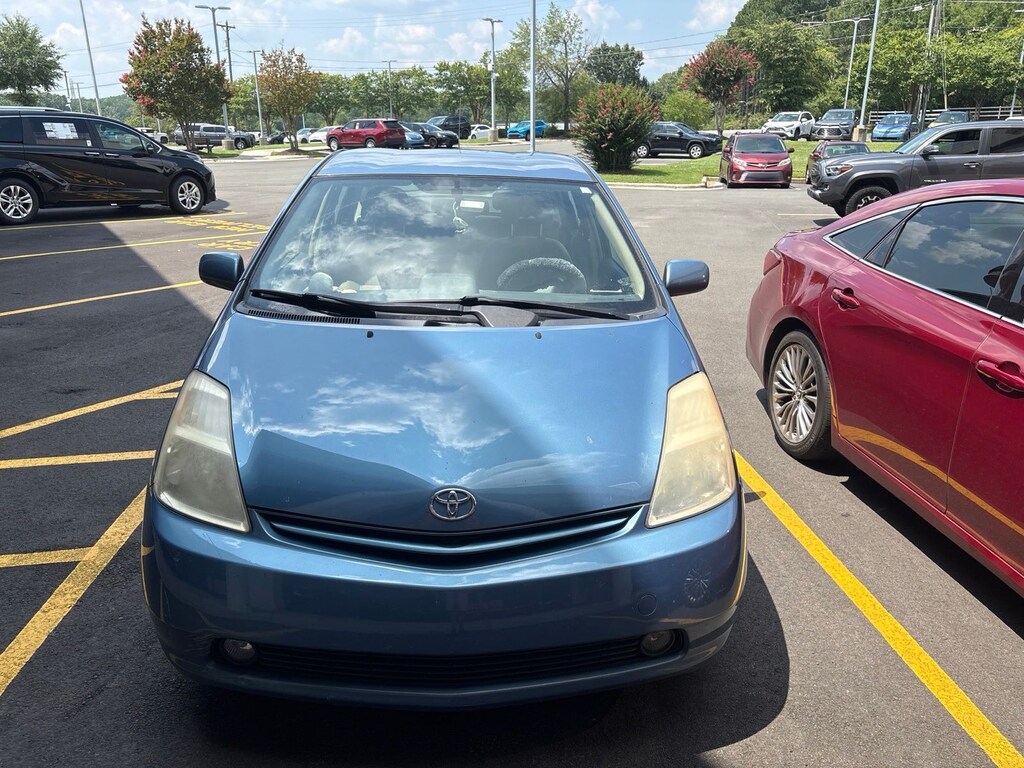 Used 2004 Toyota Prius Base Sedan