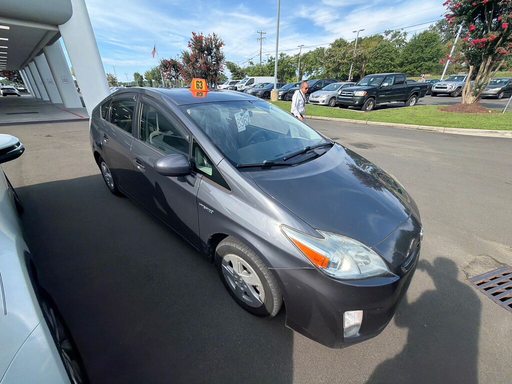 Used 2010 Toyota Prius III Hatchback