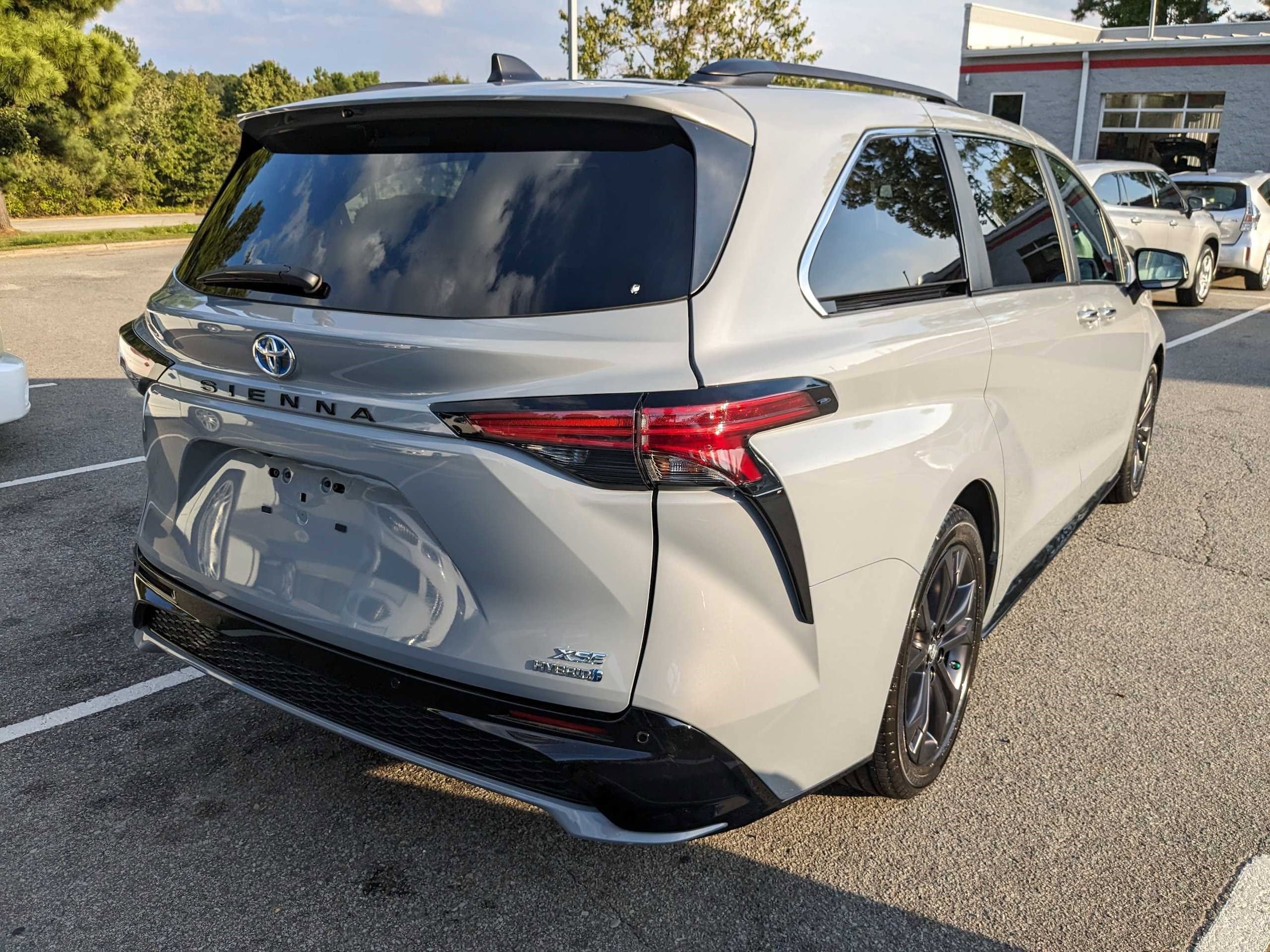 Certified 2023 Toyota Sienna XSE with VIN 5TDDRKEC6PS144536 for sale in Lighthouse Point, FL