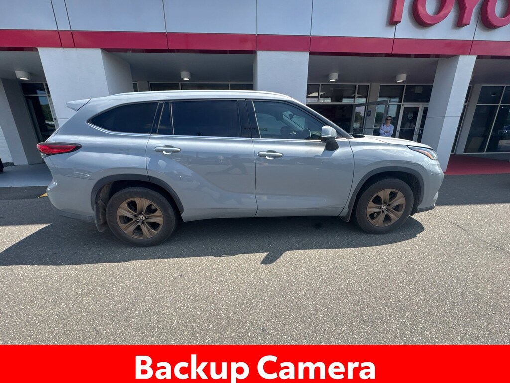 Certified 2022 Toyota Highlander Hybrid Bronze Edition SUV