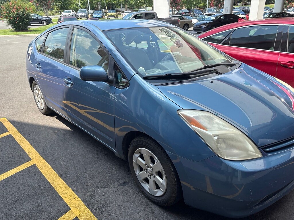 Used 2004 Toyota Prius Base Sedan