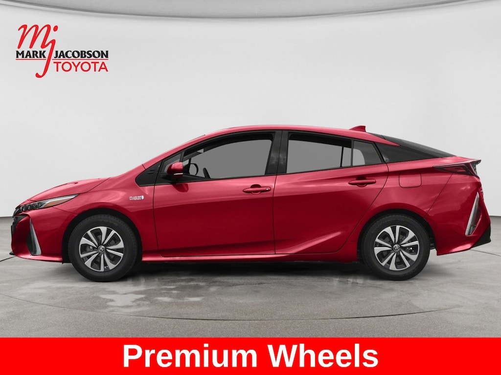 Used 2017 Toyota Prius Prime Advanced Hatchback