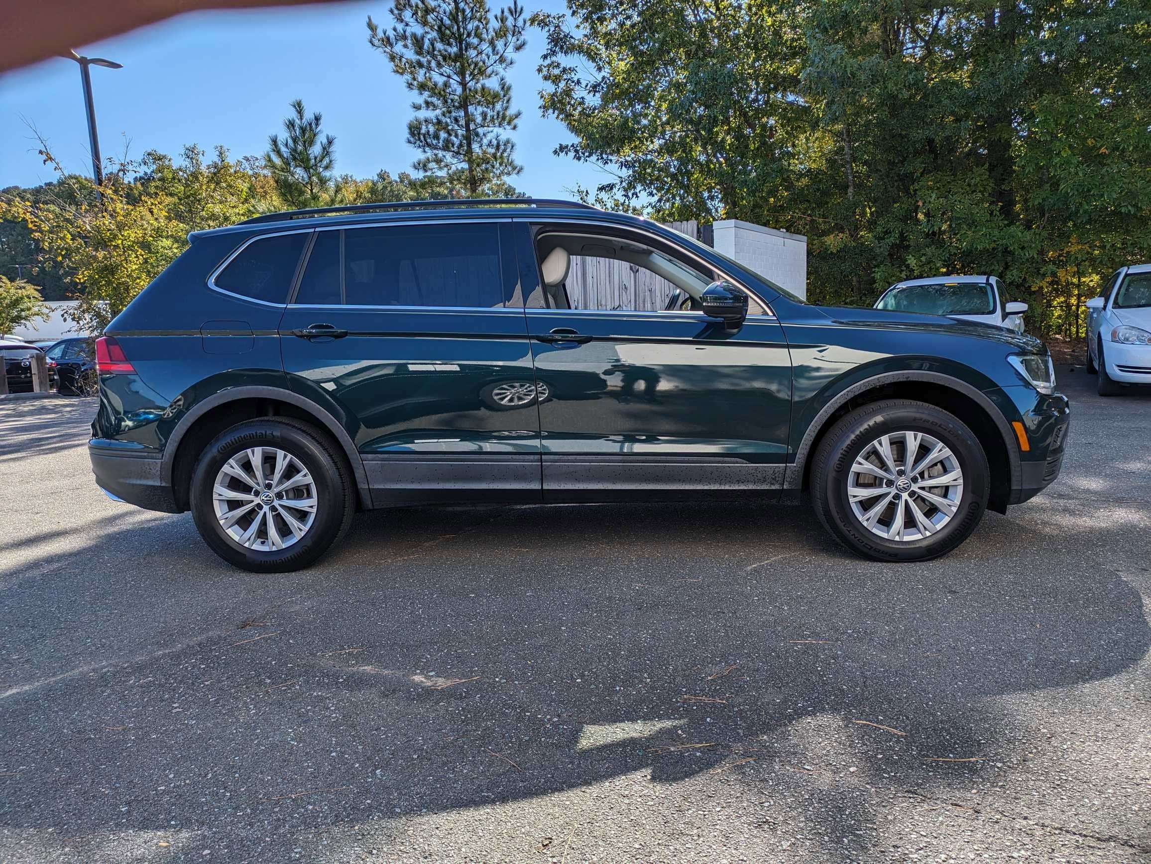 Used 2019 Volkswagen Tiguan SE with VIN 3VV2B7AX3KM108198 for sale in Lighthouse Point, FL