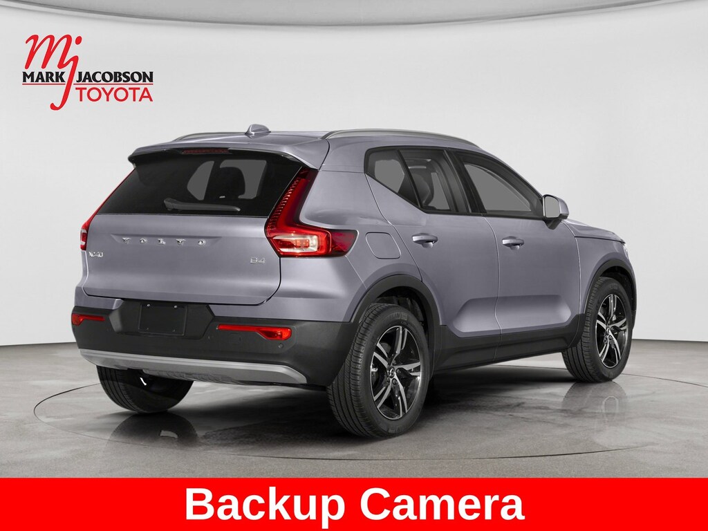 Used 2023 Volvo XC40 B5 Plus Dark Theme SUV