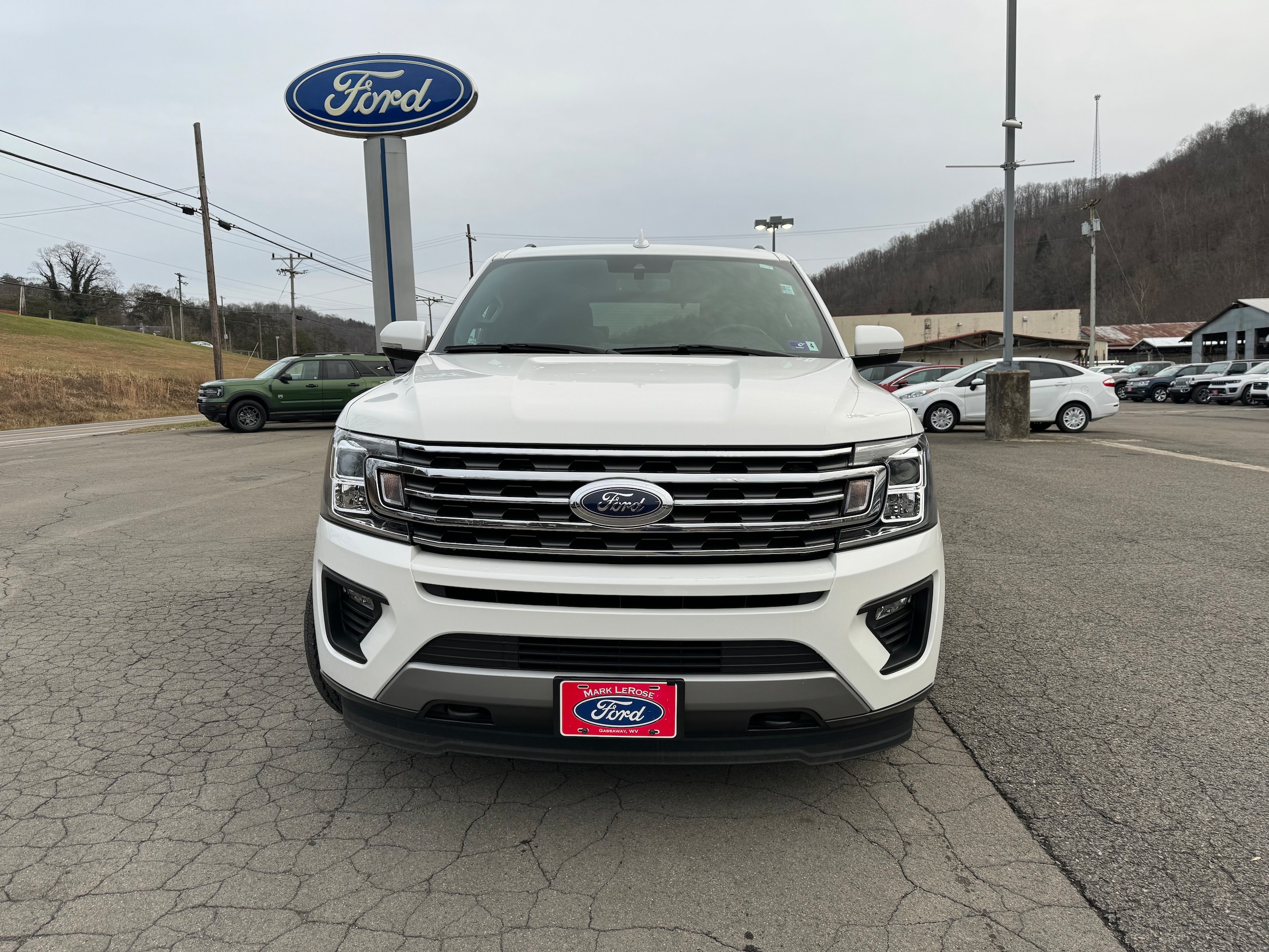 Used 2021 Ford Expedition XLT with VIN 1FMJU1JT8MEA13400 for sale in Gassaway, WV