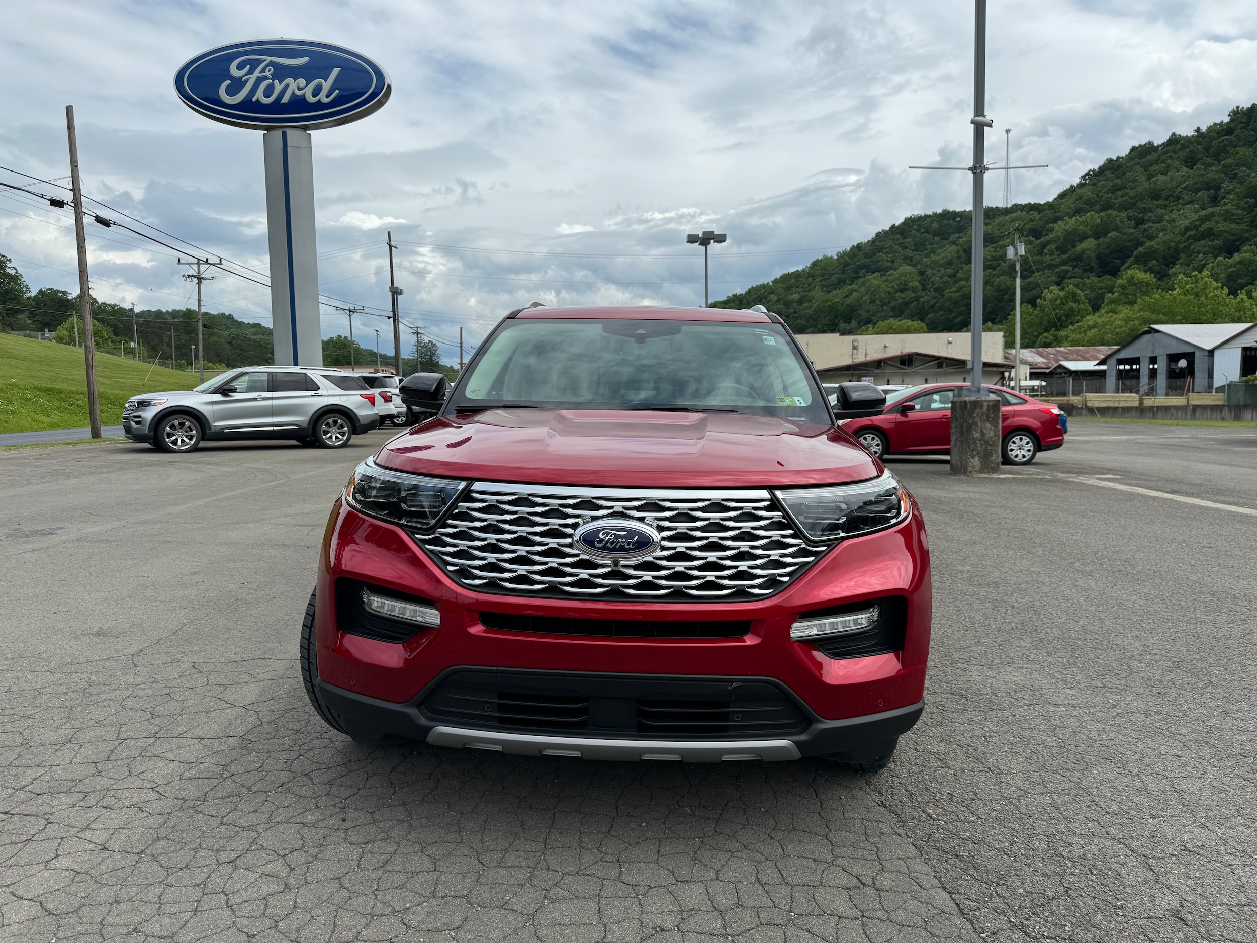 Used 2020 Ford Explorer Platinum with VIN 1FM5K8HC9LGC43777 for sale in Gassaway, WV