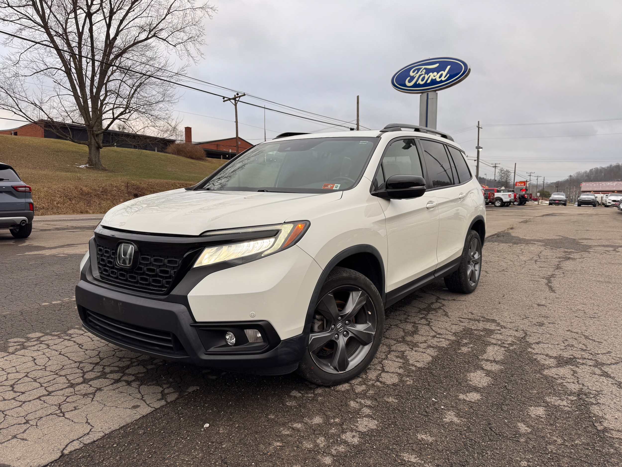 2019 Honda Passport Touring's photo
