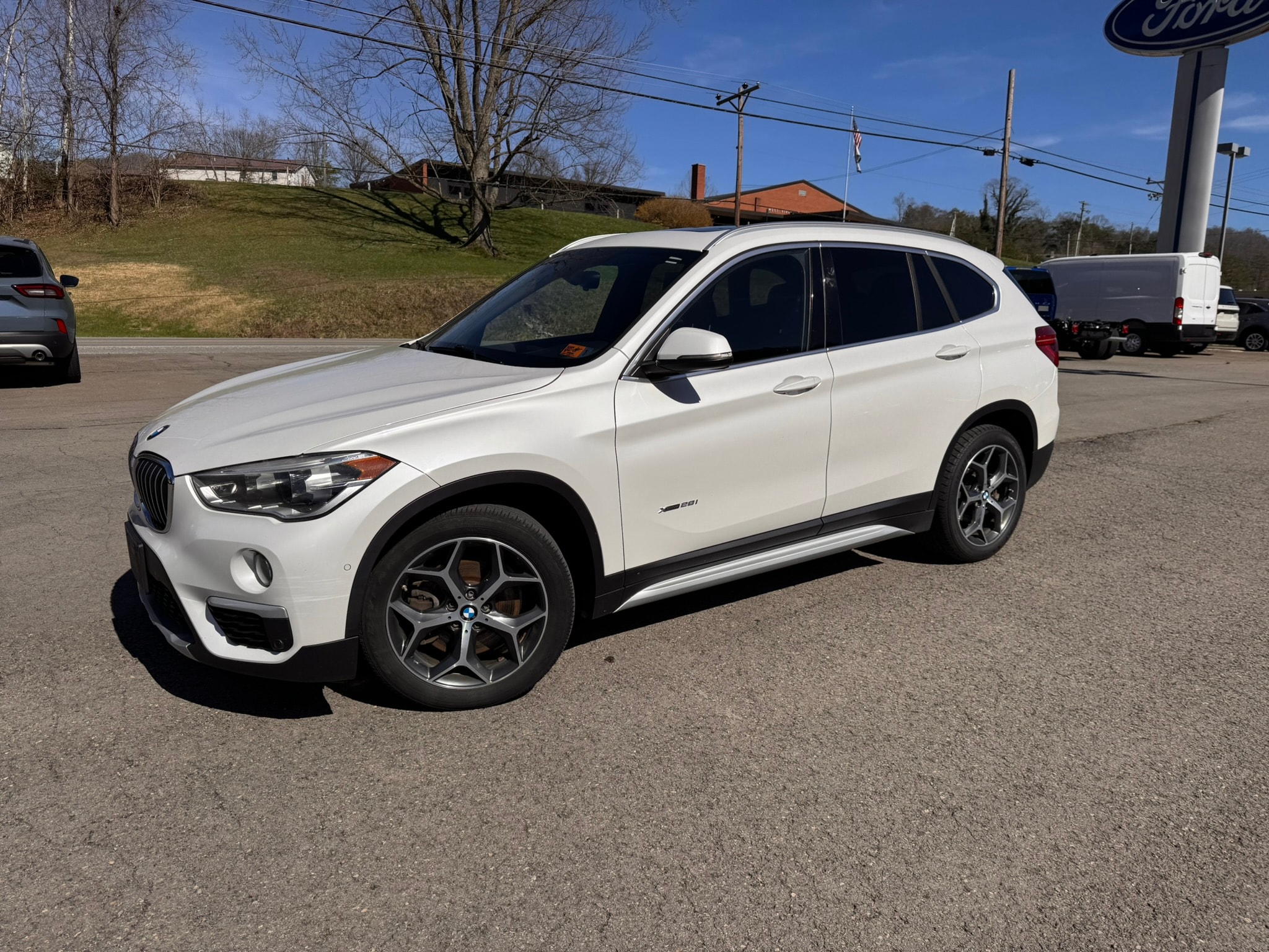 2017 BMW X1 28i